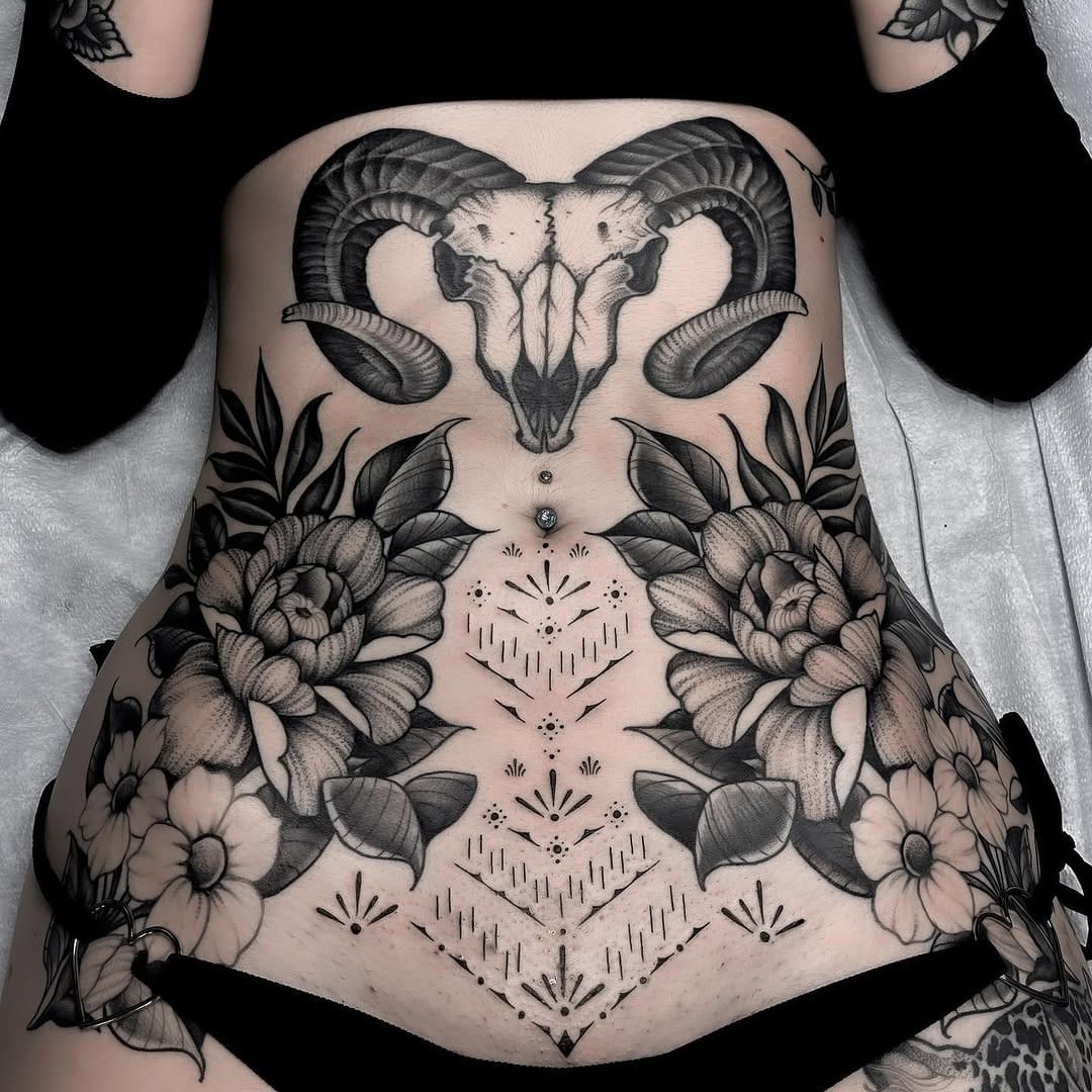 Post 10 by 🖤 teil aubry 🖤 on Instagram (image)