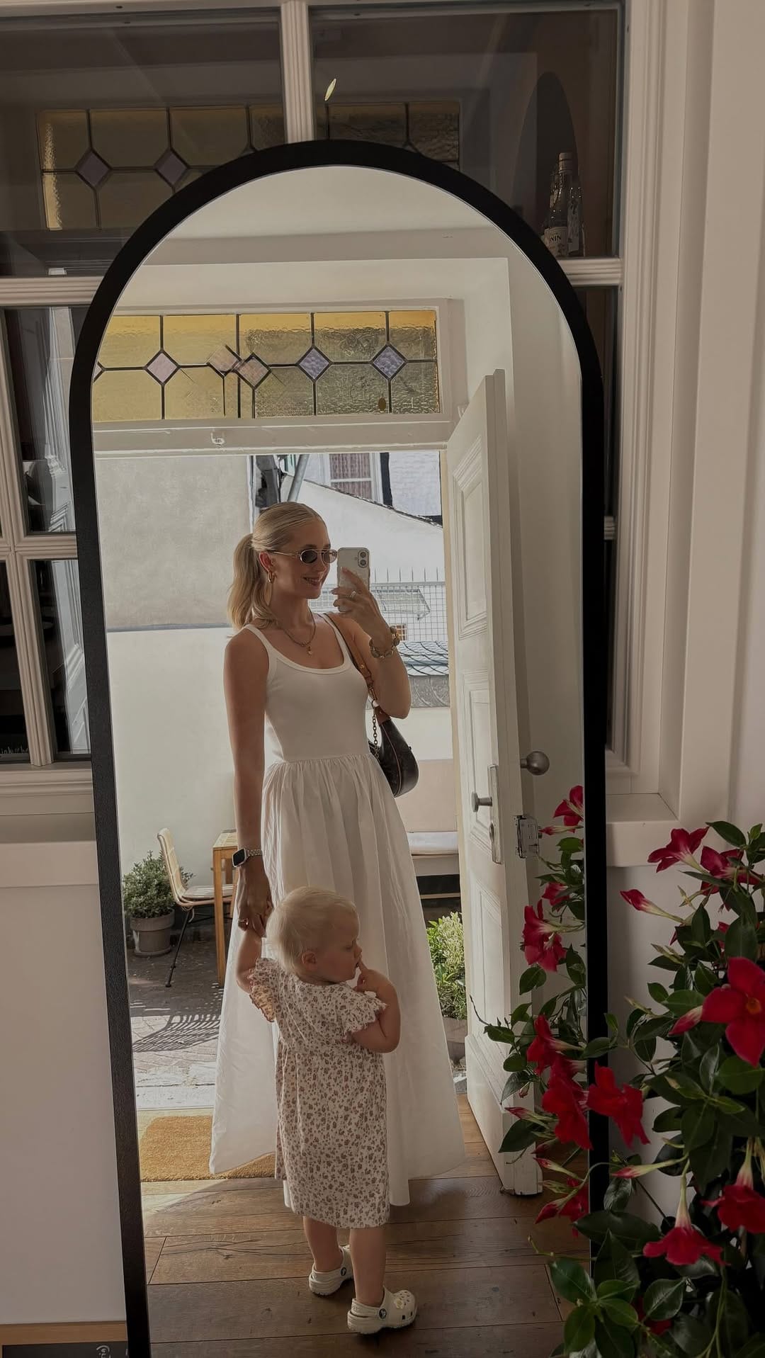 Post 1 by @helen_bder on Instagram (video)