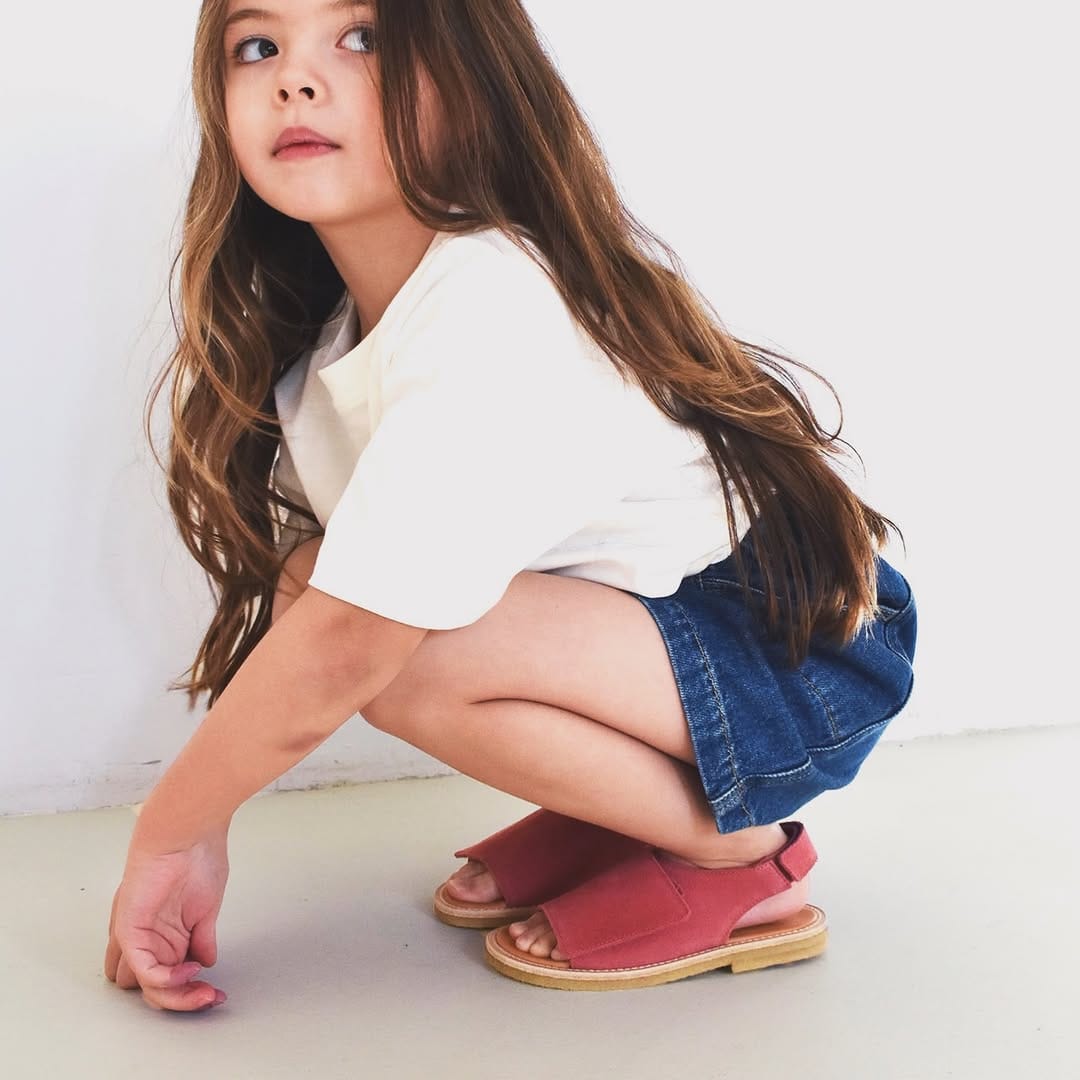 Post 5 by Du Loua Children's Footwear on Instagram (image)