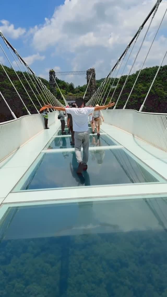 Post 5 by Ijarachi on Instagram (video)