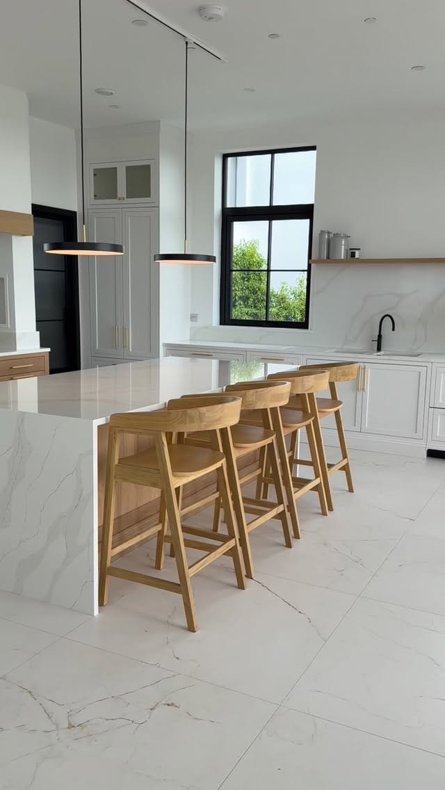 Post 4 by Trevor McDonnell Kitchens on Instagram (video)