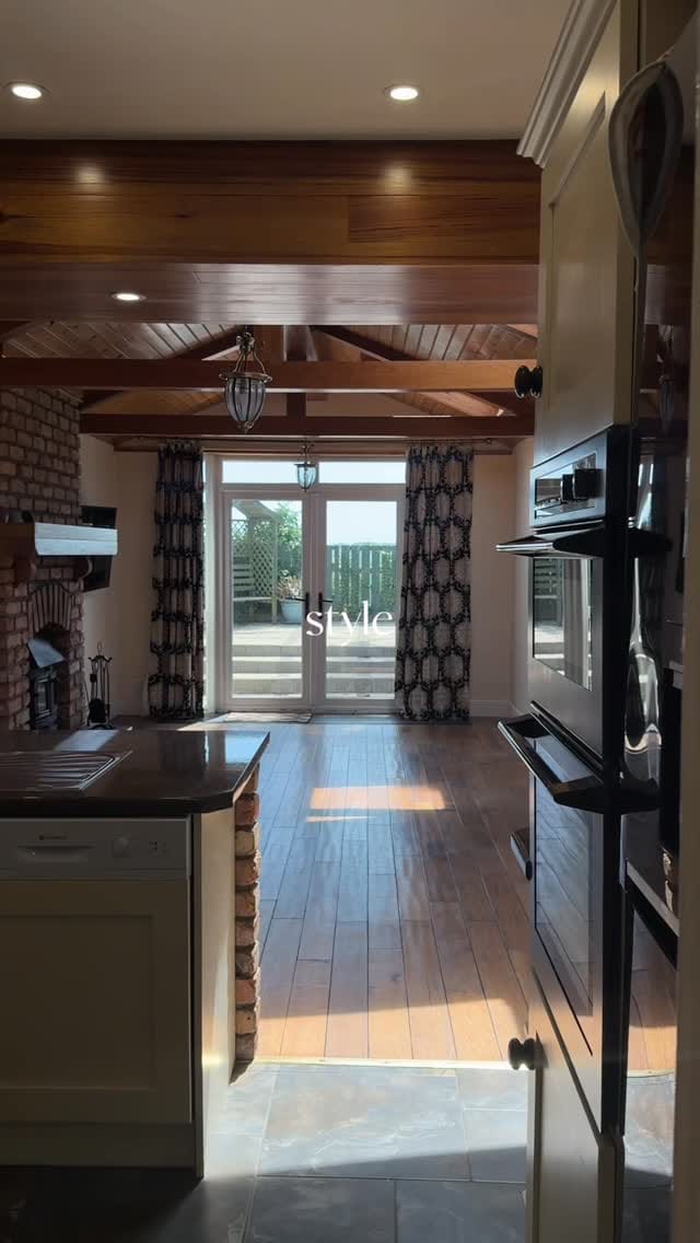 Post 4 by John Minnis Estate Agents on Instagram (video)