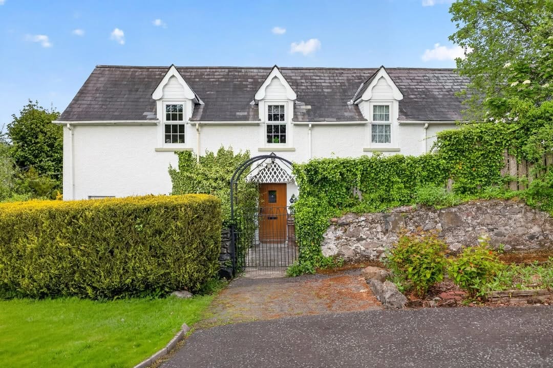 Post 1 by John Minnis Estate Agents on Instagram (carousel)