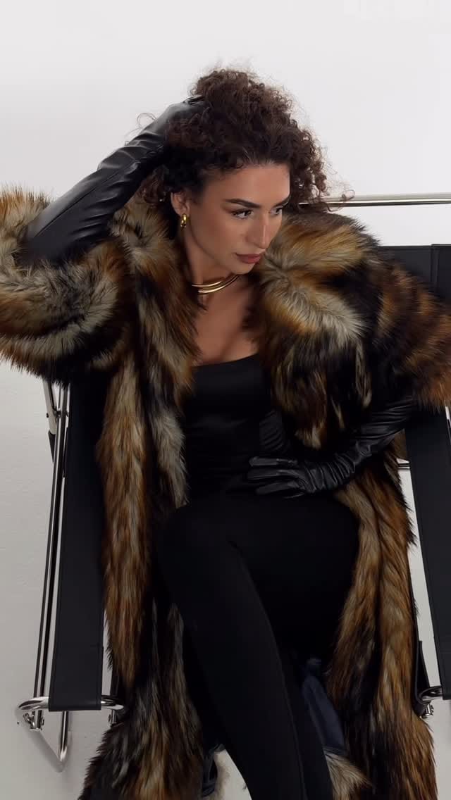Post 5 by Alina B on Instagram (video)