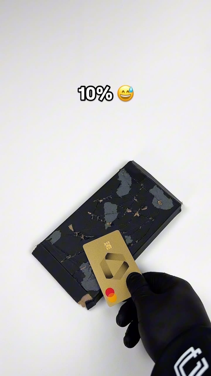 Post 10 by Carbon Case Dealer on Instagram (video)
