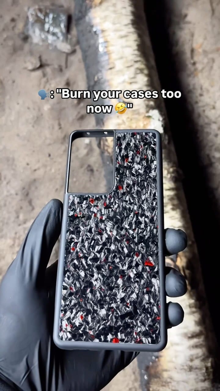 Post 7 by Carbon Case Dealer on Instagram (video)