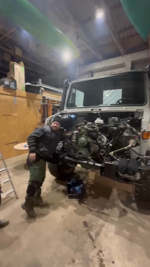Post 10 by Lukas Eichler on Instagram (video)