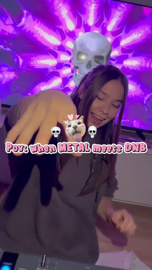 Post 4 by 𝗞𝗮𝗶𝗿𝗮 on Instagram (video)