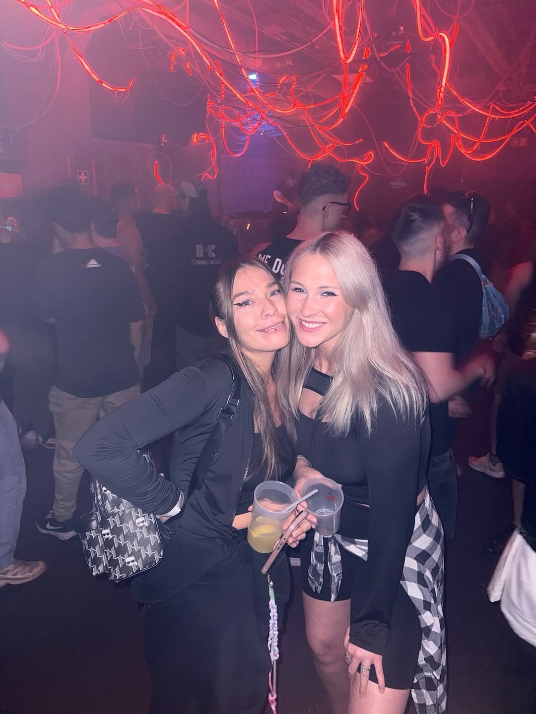 Post 3 by 𝗞𝗮𝗶𝗿𝗮 on Instagram (carousel)