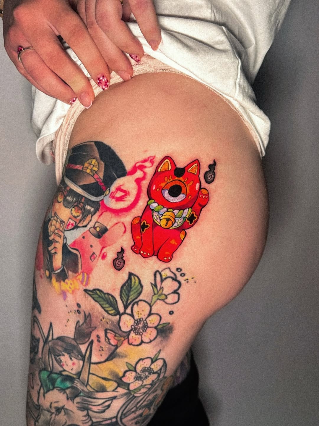 Post 4 by Mina on Instagram (image)