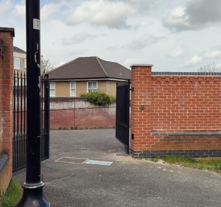Post 6 by OMP Building Services LTD🧱🏡🏆 on Instagram (carousel)