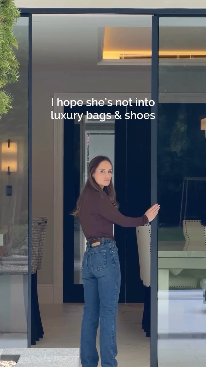 Post 6 by Beatrice Knight on Instagram (video)