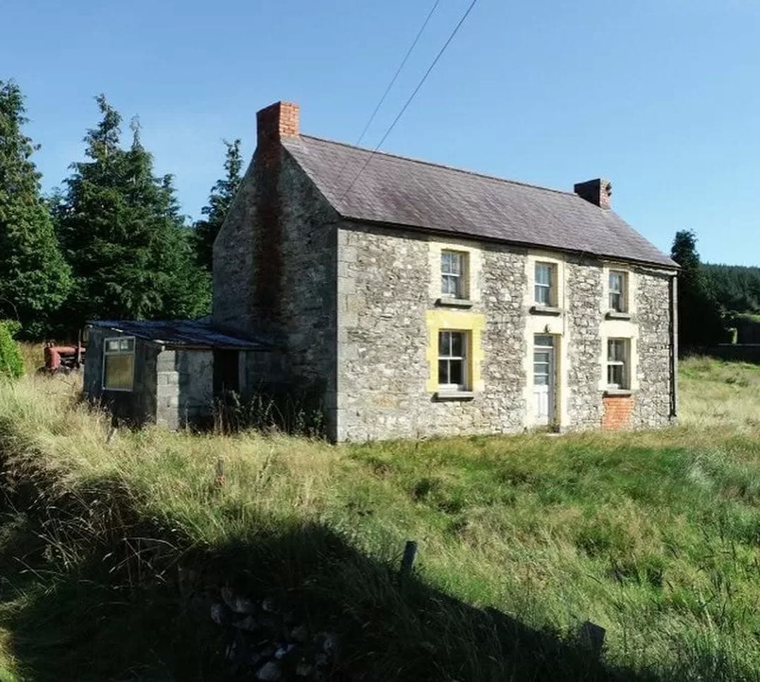 Post 4 by Reloved Irish Houses on Instagram (carousel)