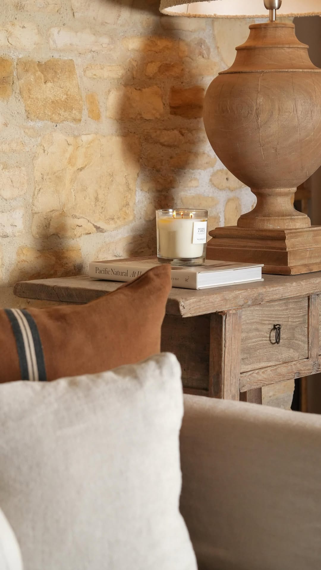 Post 8 by Luxury Cotswold Retreats on Instagram (video)