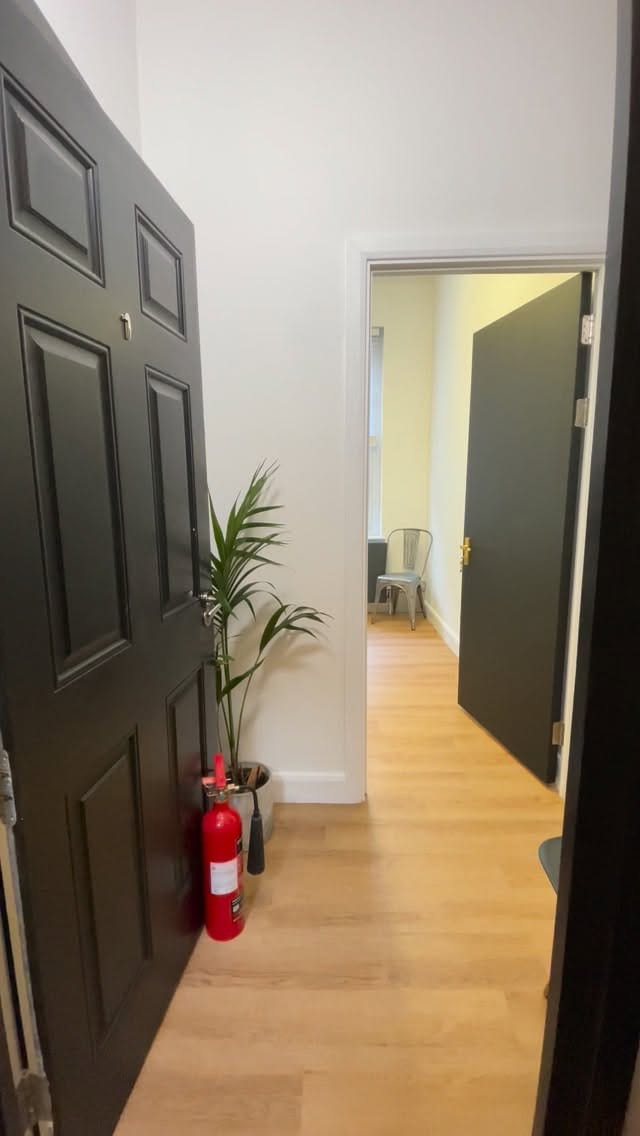 Post 5 by FountLondon on Instagram (video)