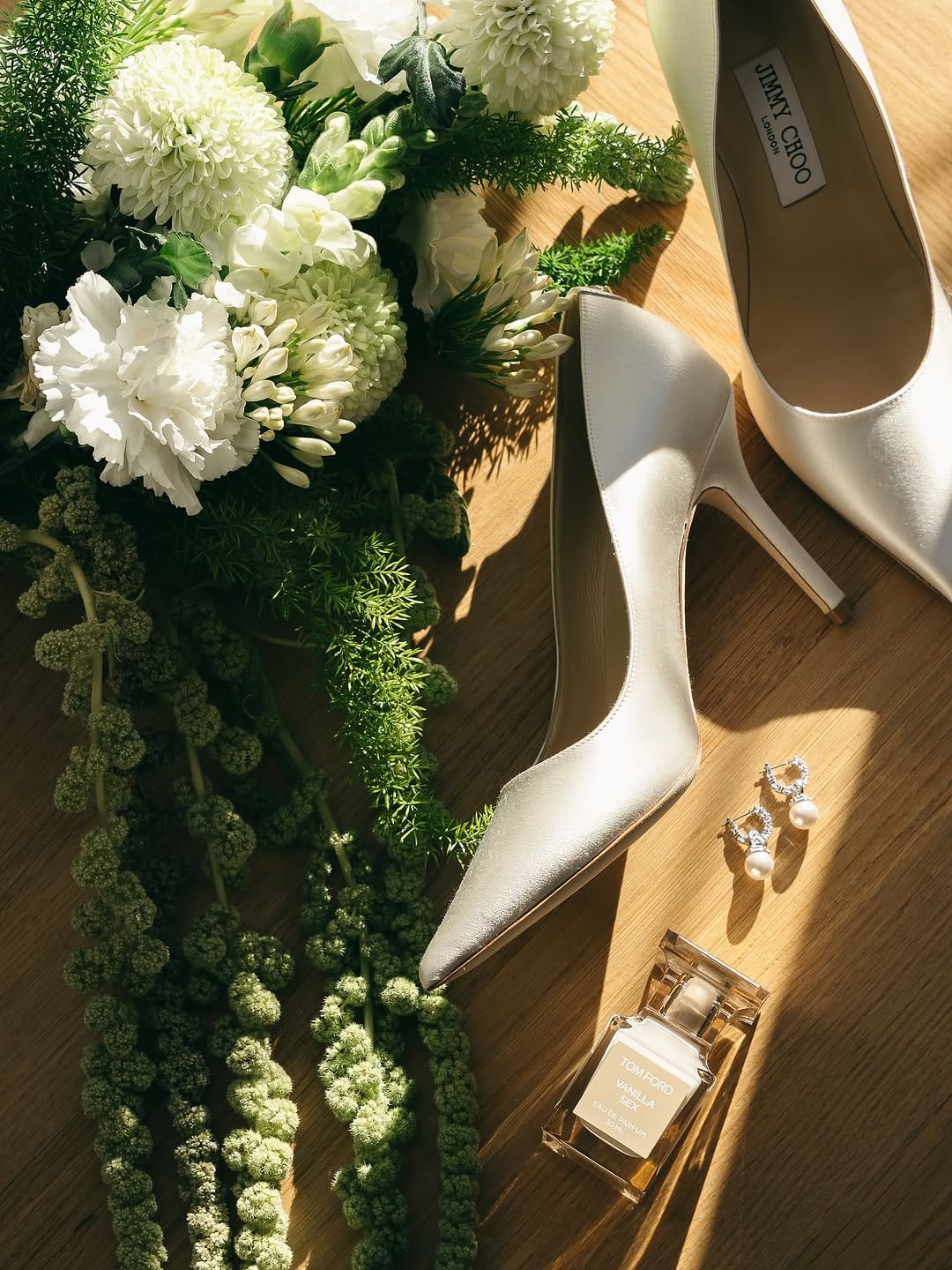 Post 5 by Dani Haupt • Wedding Photographer Vienna, Italy, Spain on Instagram (carousel)