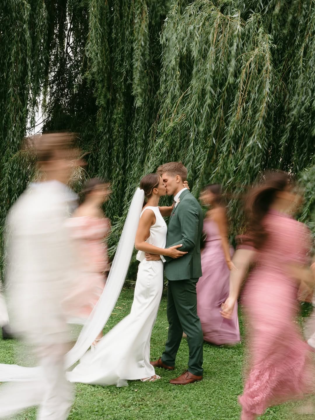 Post 8 by Dani Haupt • Wedding Photographer Vienna, Italy, Spain on Instagram (carousel)