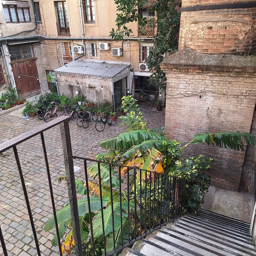 Post 9 by eva dueñas on Instagram (image)