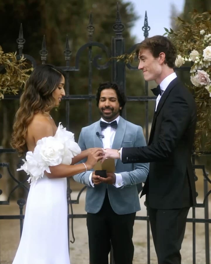 Post 2 by Santiago Boceta | Wedding Films Europe on Instagram (carousel)