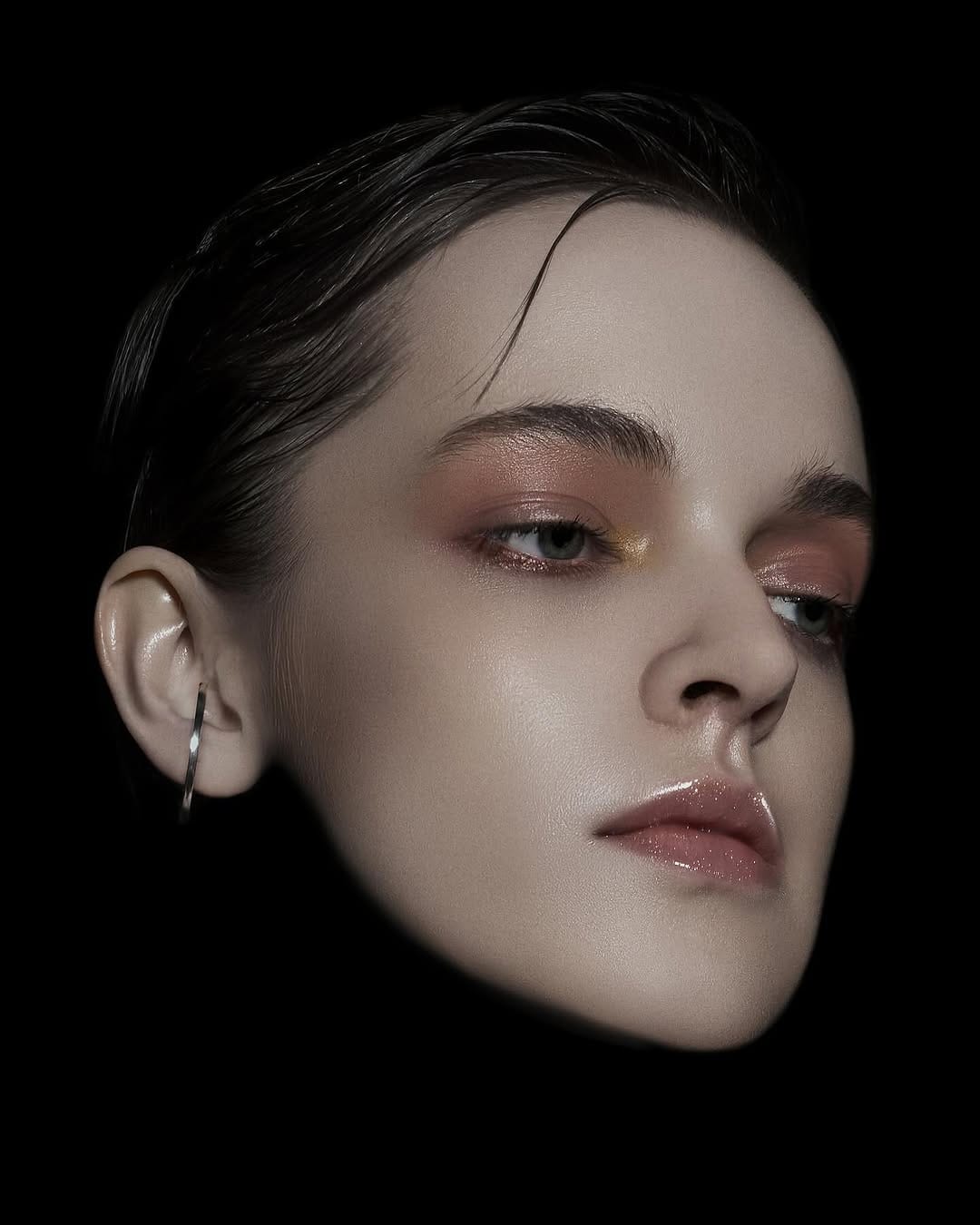 Post 4 by Cris Cerdeira on Instagram (carousel)