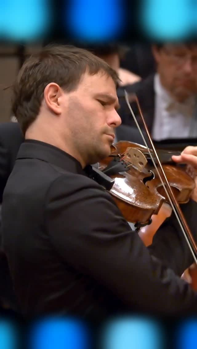 Post 9 by Amihai Grosz on Instagram (video)