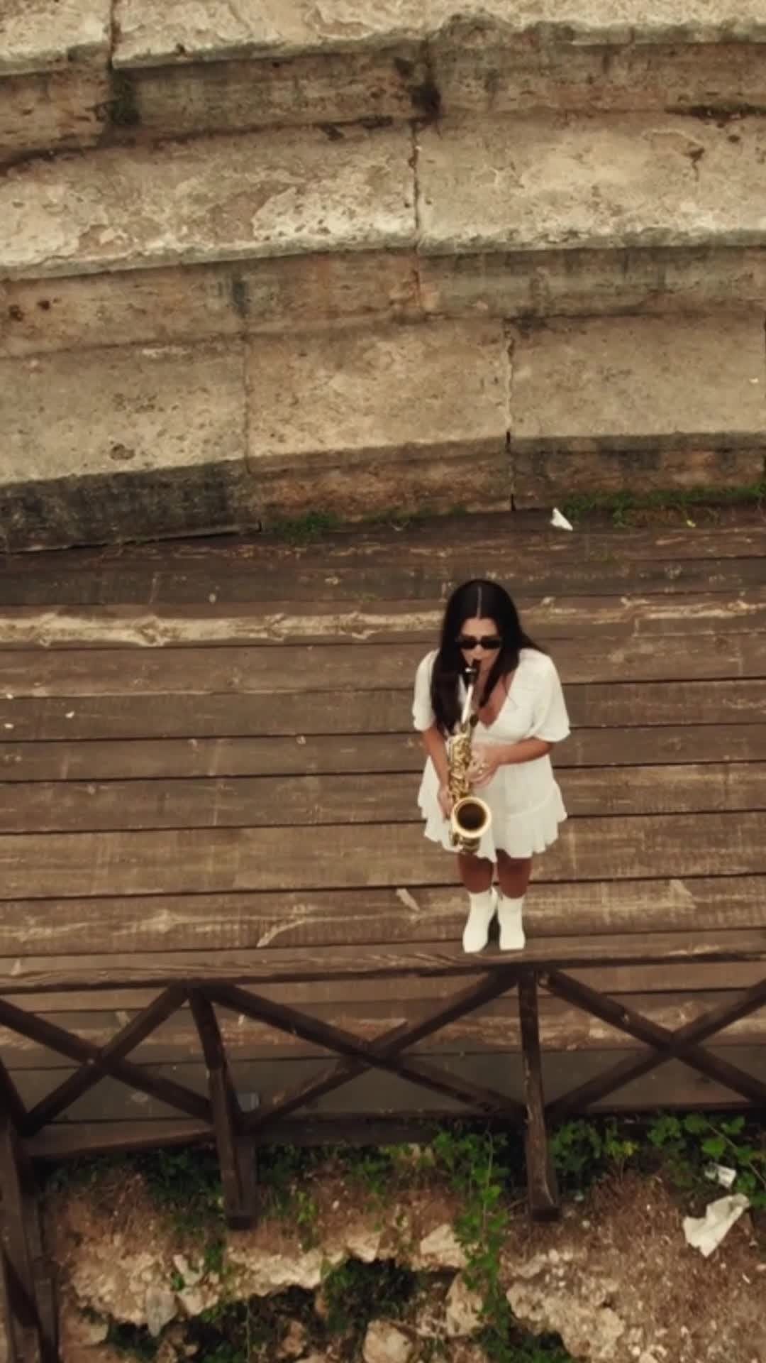 Post 9 by Alexandra on Instagram (video)