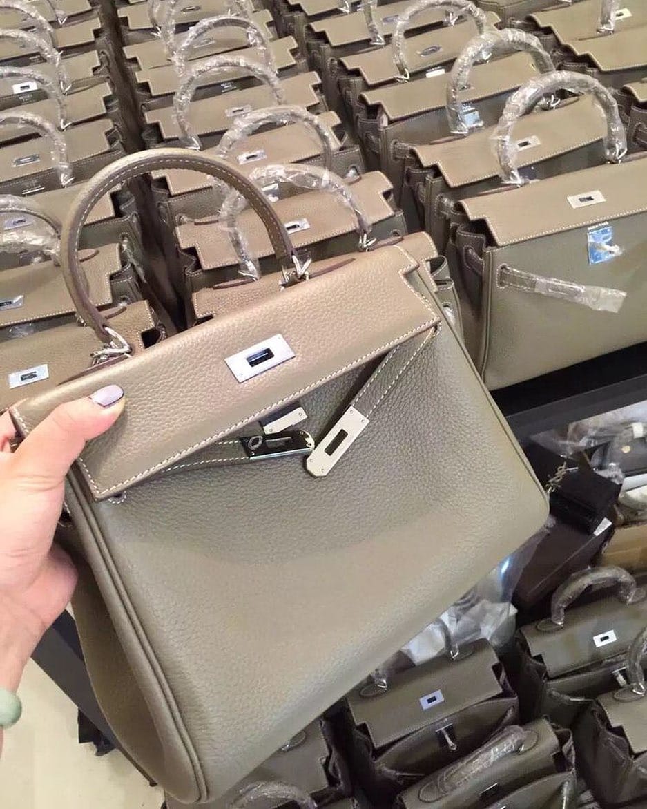 Post 2 by @lastminuteluxe on Instagram (image)