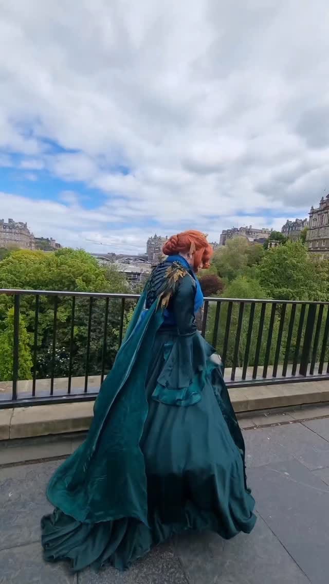 Post 8 by 🪡 Elli 🏳️‍🌈 on Instagram (video)