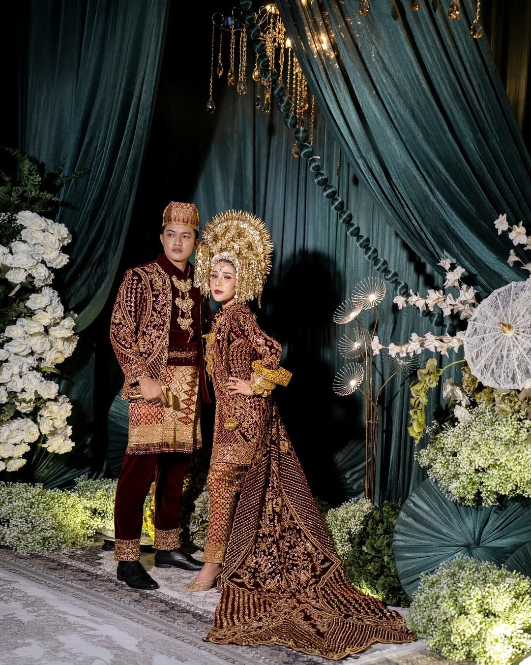 Post 10 by #Photographerpadang on Instagram (carousel)