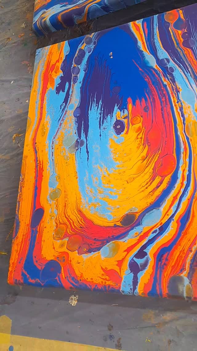 Post 6 by Lokmanca resin art on Instagram (video)