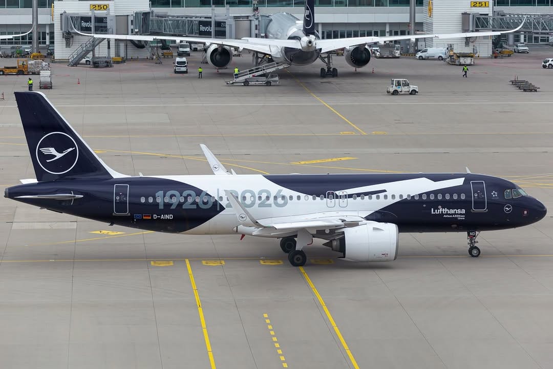Post 1 by BASTI | Plane Photographer on Instagram (image)