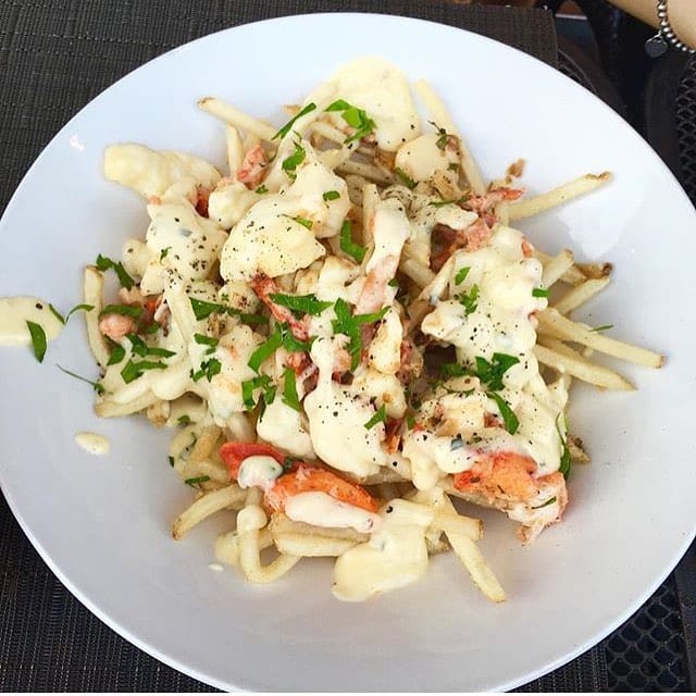 Post 5 by Ottawa's Best Food! 🍤🌭🍣🍦🍩☕️🎂 on Instagram (image)