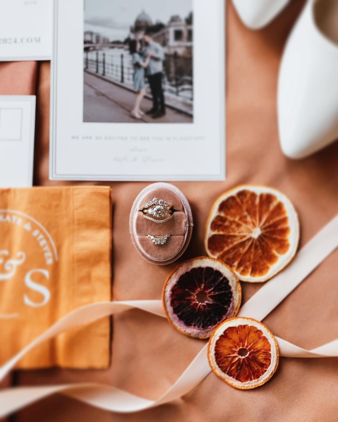 Post 2 by Martyna Czarnynoga Hochzeitsfotografie on Instagram (carousel)