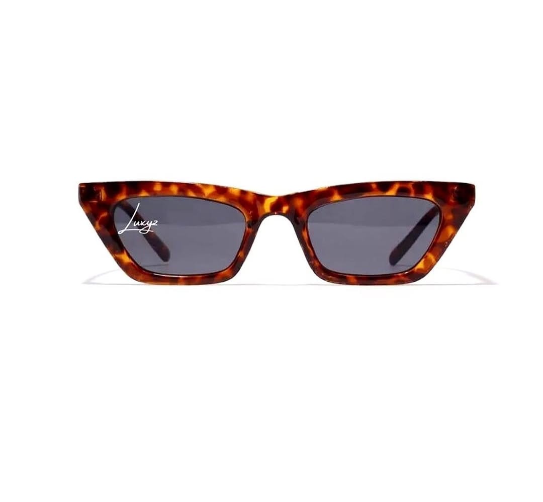 Post 5 by LUXYZ BOUTIQUE on Instagram (image)