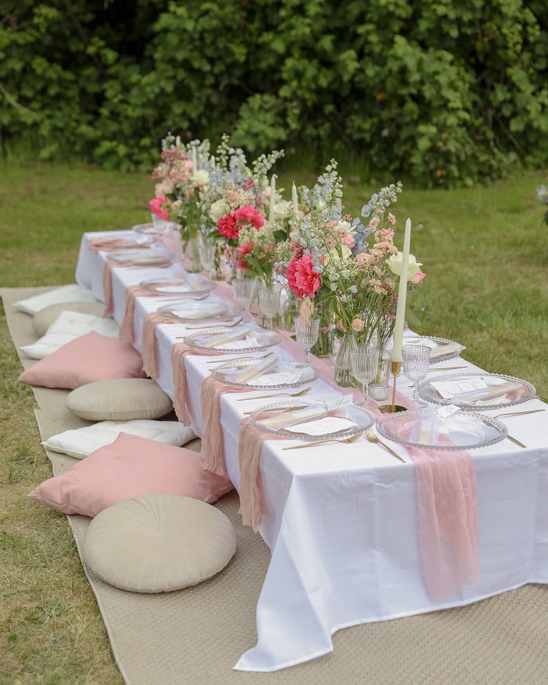 Post 1 by Yasemin K. | Photographer for Weddings & more on Instagram (carousel)
