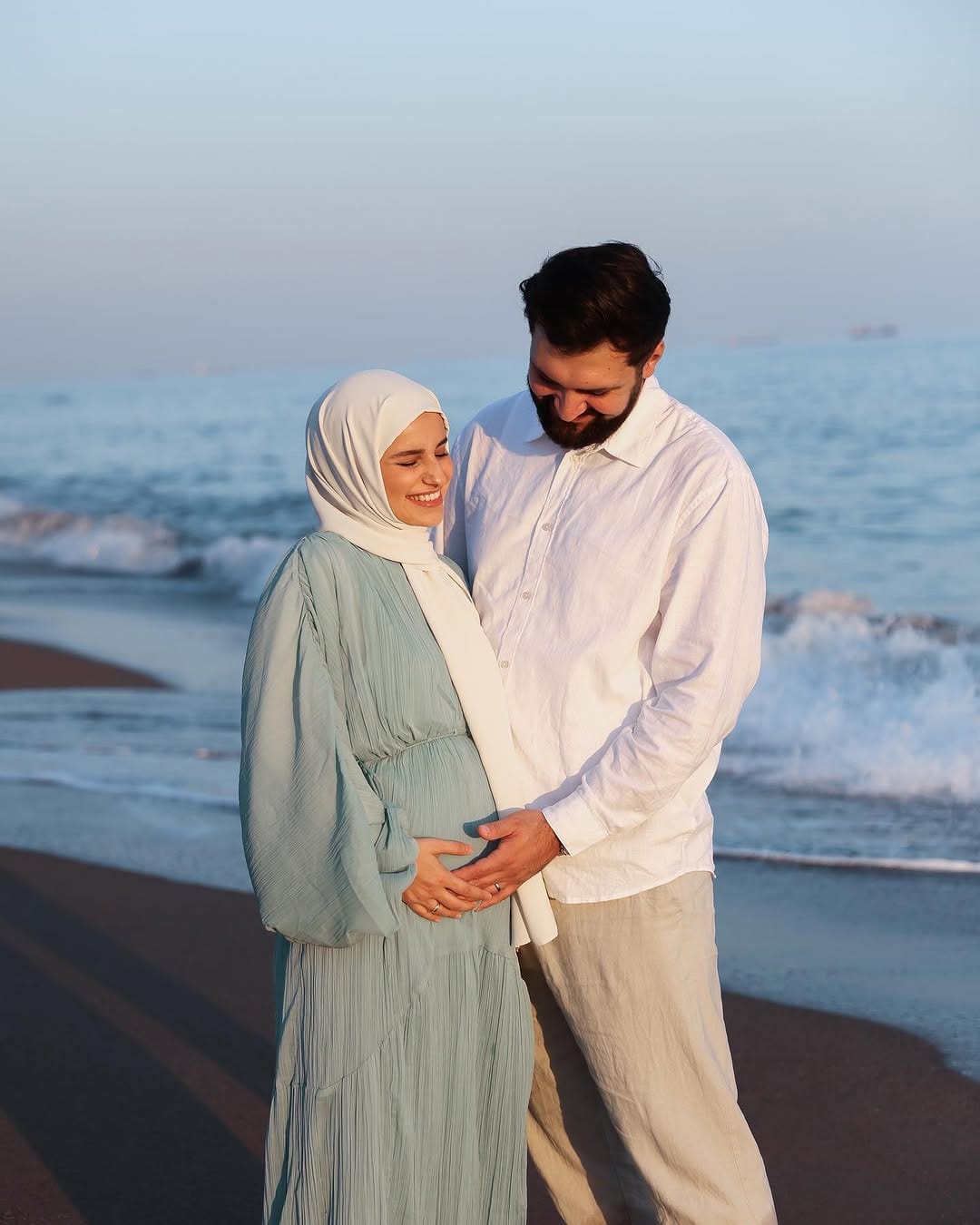 Post 4 by Yasemin K. | Photographer for Weddings & more on Instagram (carousel)