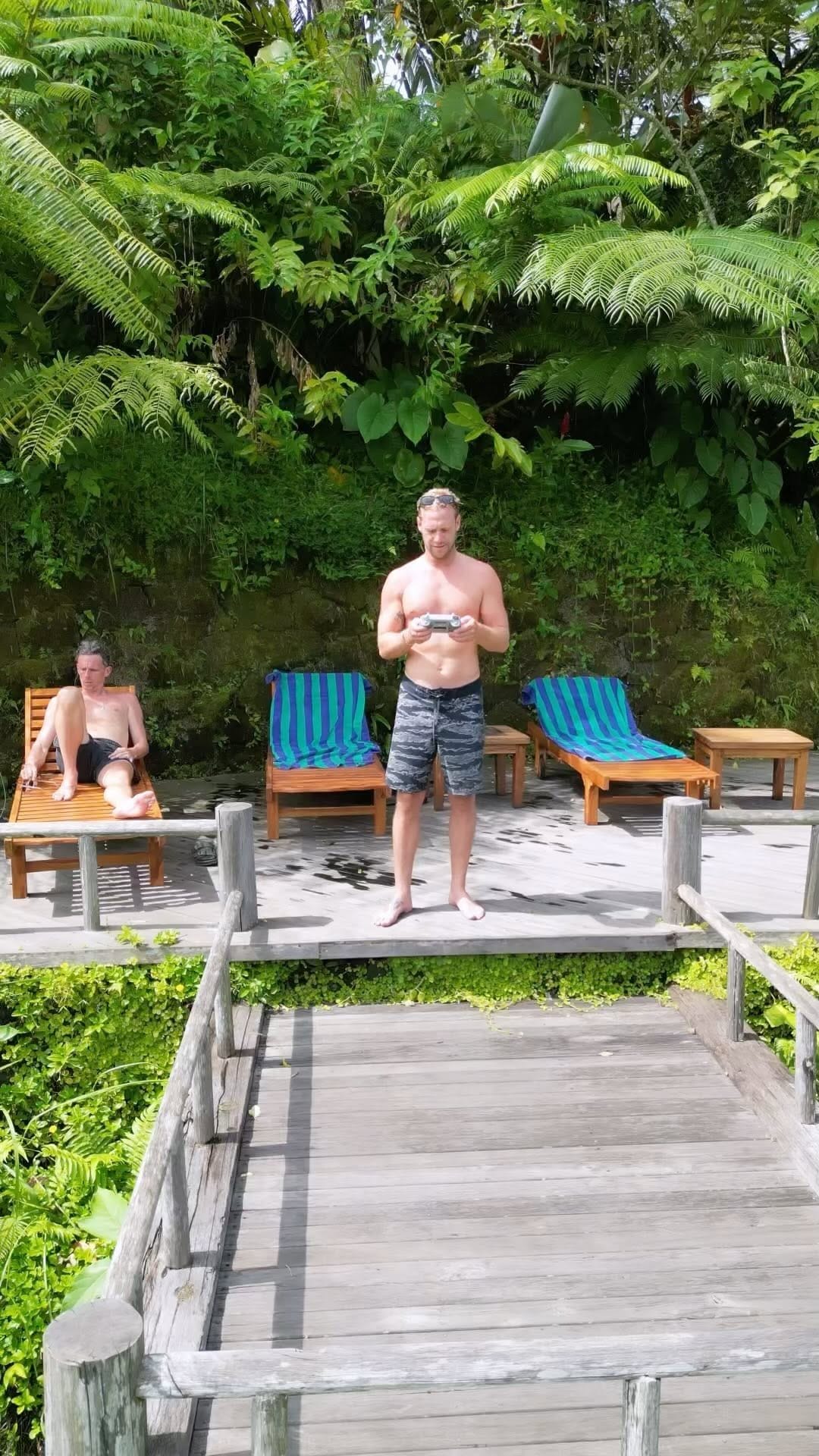 Post 4 by Tobe on Instagram (video)