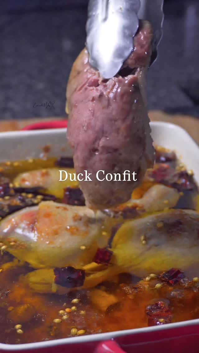 Post 6 by Eat with Mikz on Instagram (video)