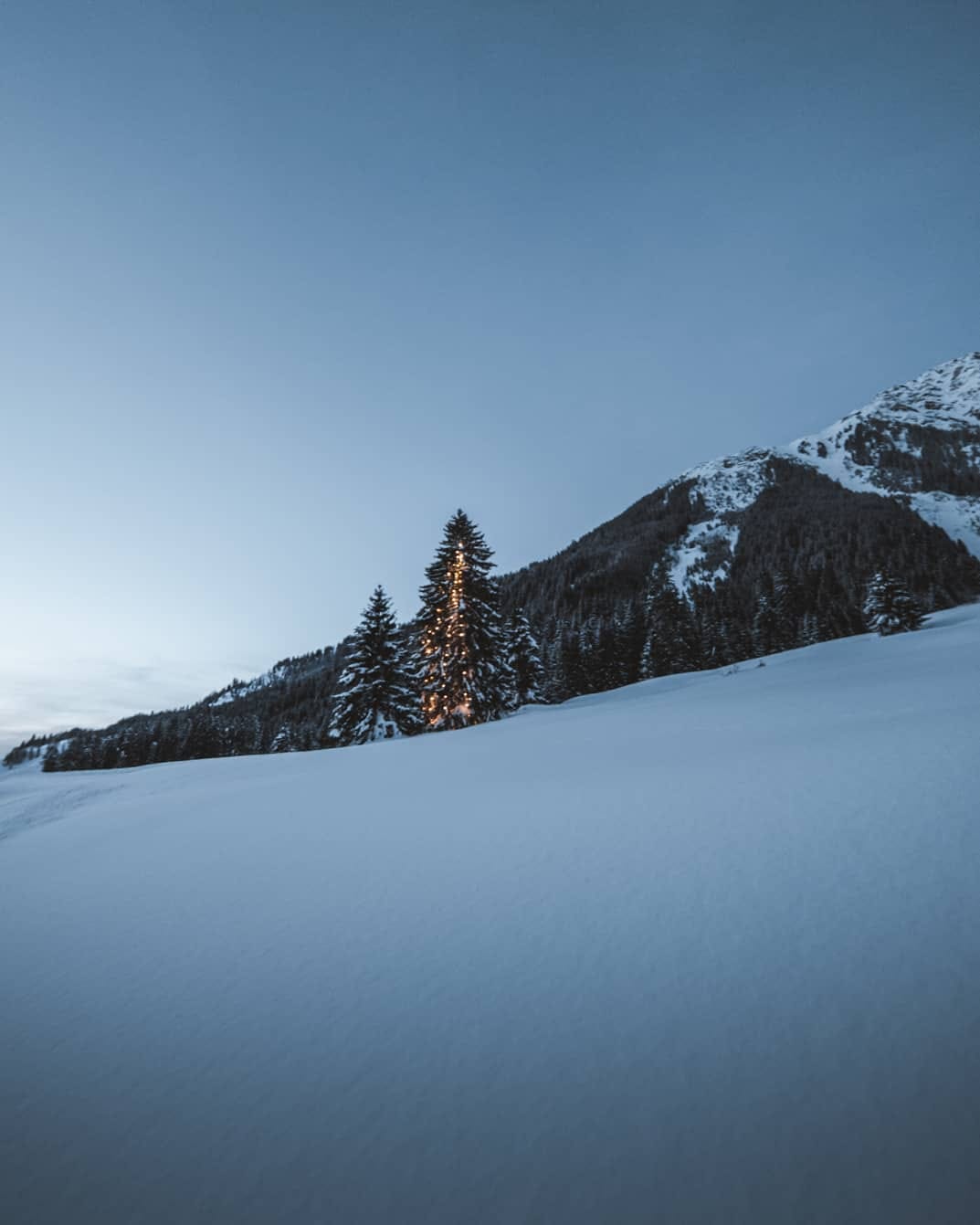 Post 10 by Laurent Katzer on Instagram (image)