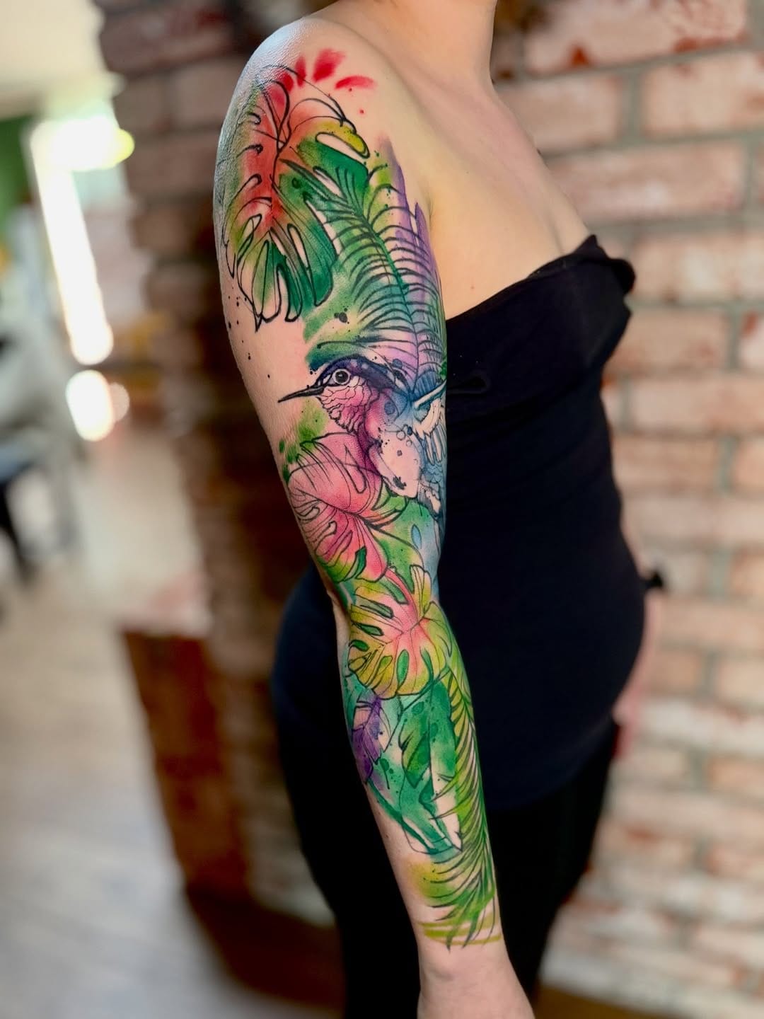Post 6 by Tina Hundertfarben Tattoo Artist on Instagram (carousel)