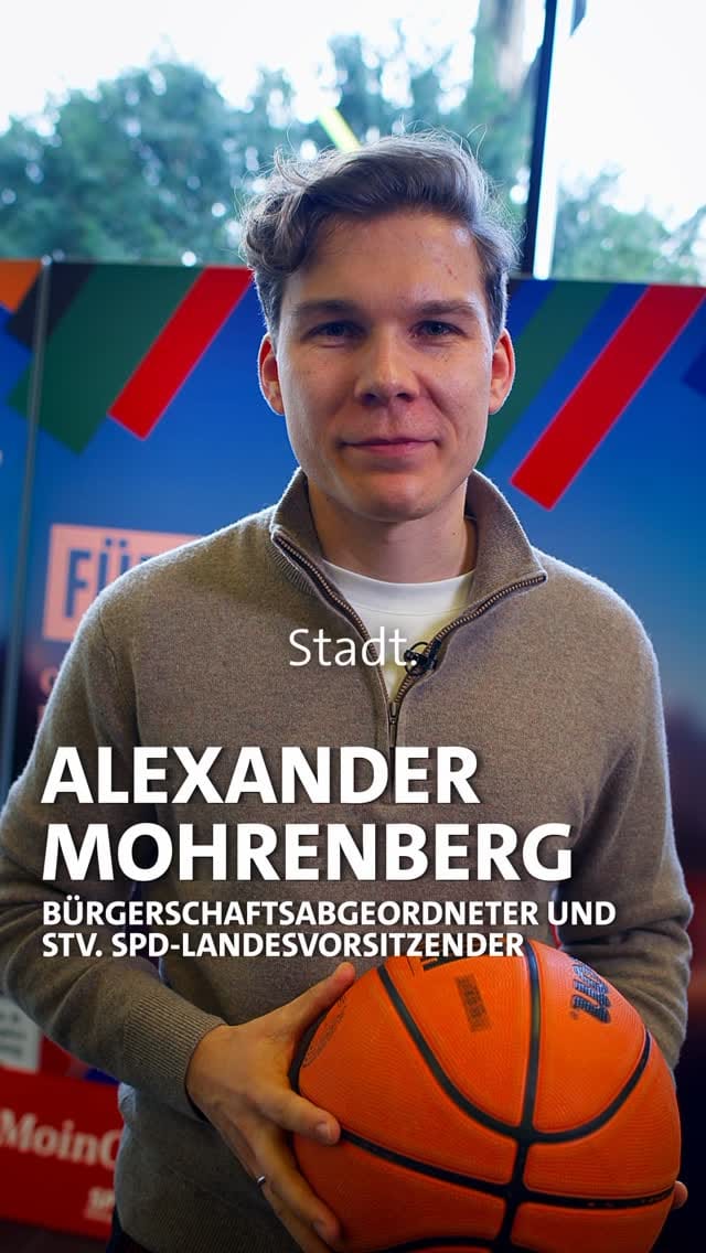 Post 4 by SPD Hamburg on Instagram (video)