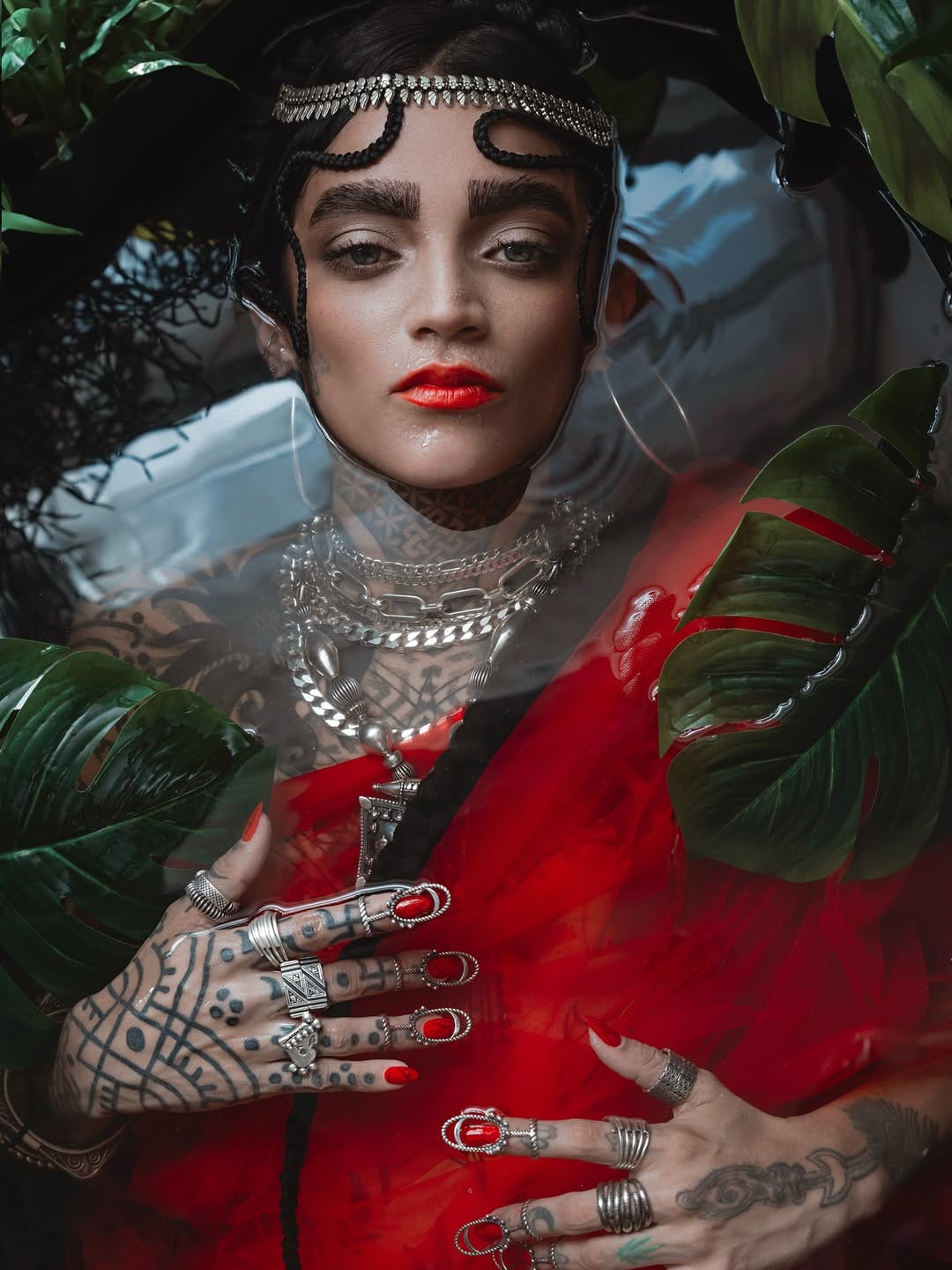 Post 2 by THE NAKED MOON Photography on Instagram (carousel)