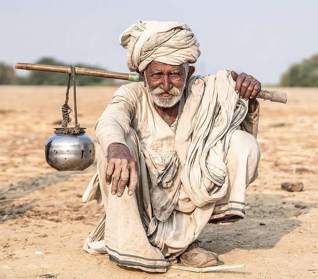 Post 8 by portrait & street photography on Instagram (image)