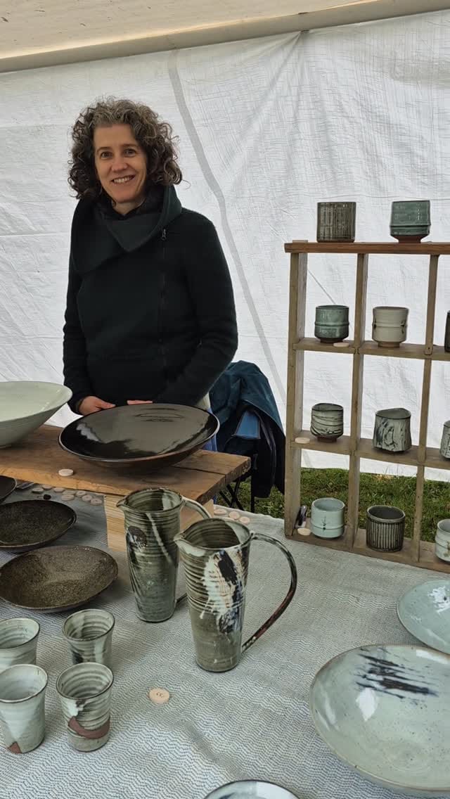 Post 3 by Caro-K ceramics on Instagram (video)