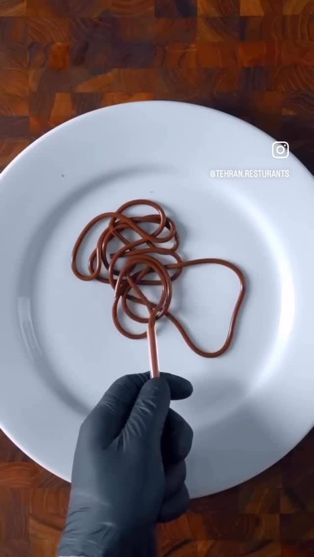 Post 2 by tehran resturants on Instagram (video)