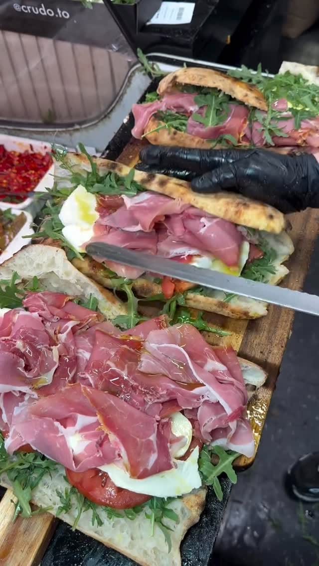 Post 3 by tehran resturants on Instagram (video)