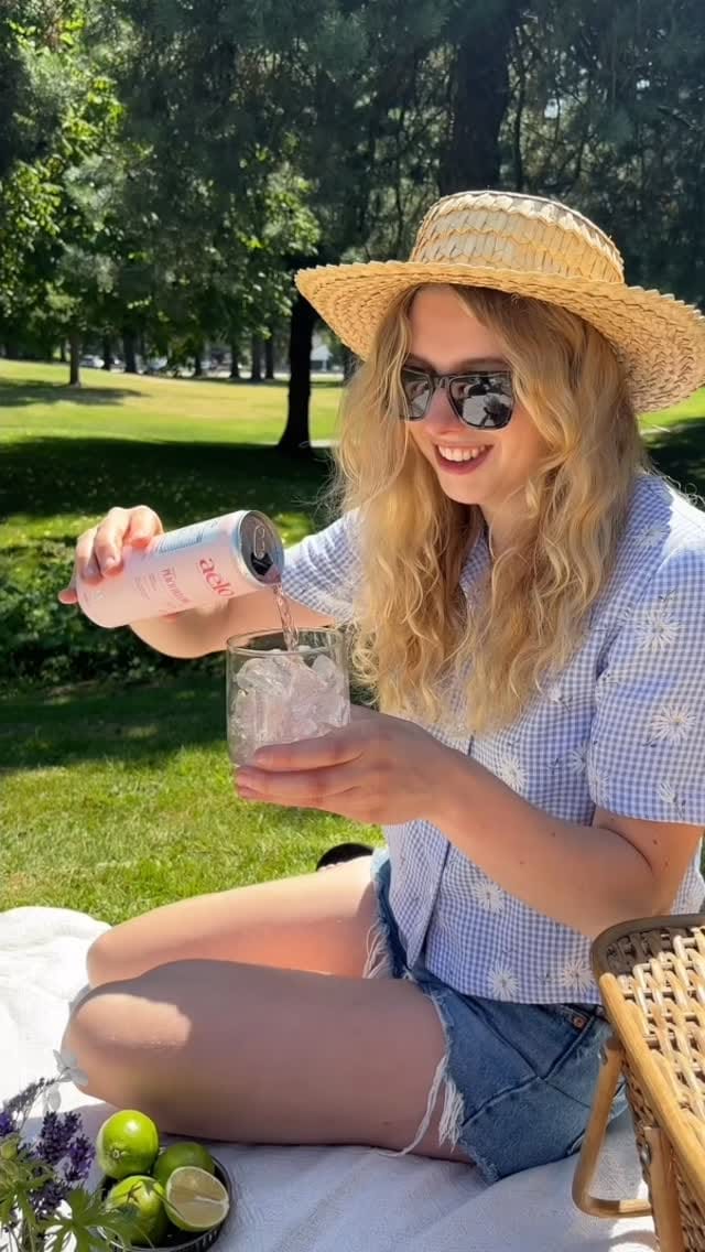 Post 9 by aēlo | Alcohol-Free Cocktails on Instagram (video)