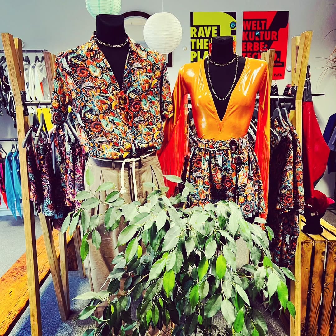 Post 7 by Lettau Art Fashion [by Liesa Maria Lettau] on Instagram (image)