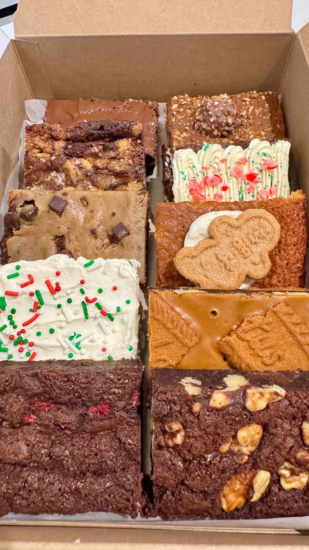 Post 9 by Blissful Brownies MTL inc. on Instagram (video)