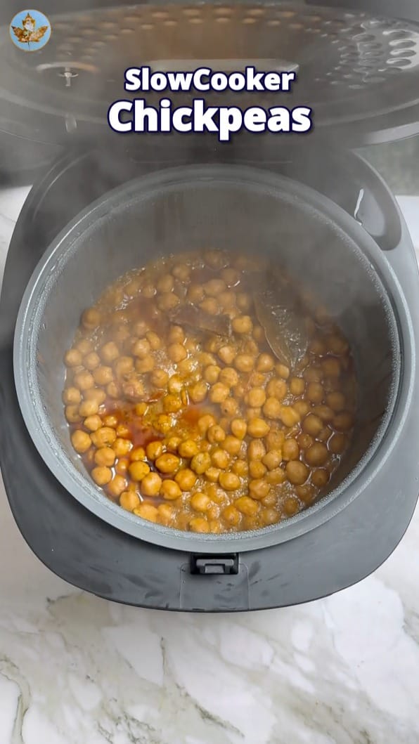 Post 6 by Arti Rout (Maple Kitchen) on Instagram (video)